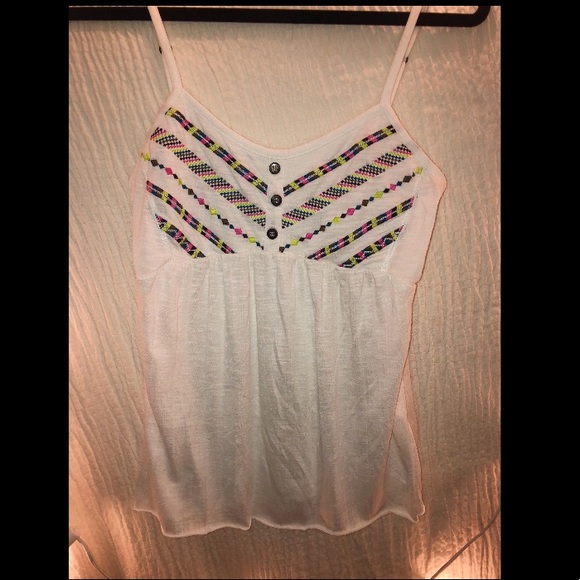 SOLD-Maurice’s embroidered tank top/shirt - Picture 2 of 5